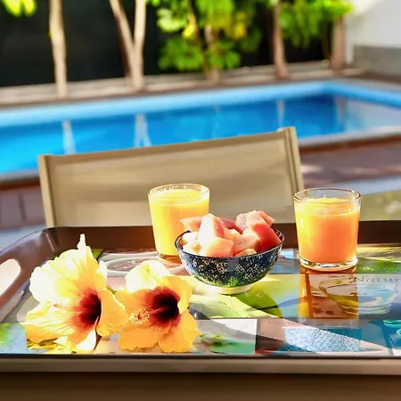 Portofino With Pool In Cristianos Bed & Breakfast *